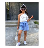 Kız Çocuk Tek Omuzlu Bluz ve Mavi Şort Takımı
