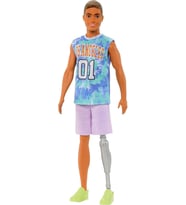 Barbie Fashionistas Ken Sportowy Strój Z Proteza Nogi (Çok Renkli)