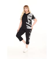 Kadın Siyah Kapri Tshirt Beyaz Desenli Şık Viskon Penye Alt Üst Takım