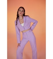 Vatkalı Atlas Kumaş Crop Model Panky Ceket Lila