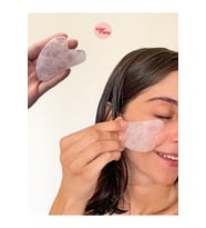 Nelleovana Doğaltaş Pembe Kuvars Gua Sha Yüz Masaj Ve Yüz Yogası Taşı
