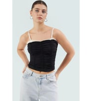 Yazlık Poliamid Crop Bluz İnce Askılı Fitted Kalıp Özenle Seçilmiş Modern Stil (Siyah)