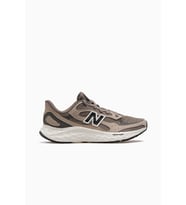 New Balance Waris Kadın Koşu Ayakkabısı 26y Warıs Beyaz