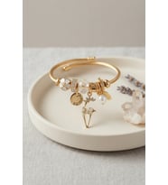 Geyik Model Gold Renk Beyaz Charmlı Bileklik TJ-BB8663
