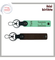 Yeni İşe Başlayanlara Tebrik, Türk Yazısı Desenli İsimli 2’li Anahtarlık, Açık Yeşil-Kahve