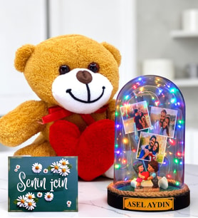 Kişiye Özel Yazılı 3 Fotoğraflı Led Işıklı Kalp Tutan Çiftli Fanus ve Kalpli Peluş Ayıcık