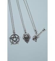 3'lü Pentagram Kuru Kafa Gitar Diablo Kalkan Gümüş Kaplama Kolye Seti
