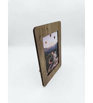 Masa Üstü Ahşap Fotoğraf Çerçevesi 14×20 cm – Kişiye Özel Fotoğraf Baskılı- ceviz renk