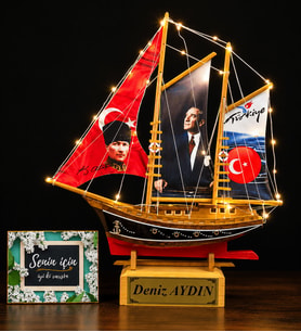 Kişiye Özel Led Işıklı Ahşap Gemi Maketi Atatürk Temalı El Yapımı Büyük Boy Hediye