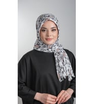 Krem-Siyah Pratik Hazır Geçmeli Tesettür Eşarp Kesik Elyaf Piliseli Çiçek Desenli 1818D6_4001
