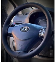 DİKİŞLİ DİREKSİYON KILIFI İTHAL SİYAH DERİ SİYAH DİKİŞLİ HYUNDAİ ERA İÇİN