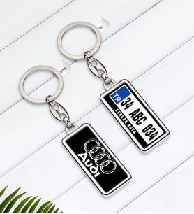 BK Gift Kişiye Özel Plakalı Audi Logolu Çift Taraflı Gümüş Krom Anahtarlık-1