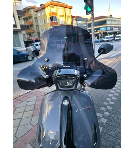 MOTOCAM Arora Cappucino PRO 50 Ön Cam 2026-2027 Model 42cm Siyah Renkli 4mm Elcikli APARATSIZ