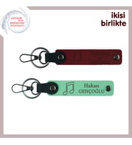 Ortak Müziğinizin Temsilcisi Olarak, Nota Temalı Kişiselleştirilebilir Anahtarlık Set, Bordo-A Yeşil
