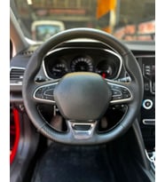 Megane 4 İcon Araca Özel Direksiyon Kılıfı (SOFT NOKTA KARBON KREM İP) (Karışık)
