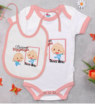 BK Kids Kişiye Özel Babamın Kopyasıyım Tasarımlı Pembe Bebek Body Zıbın ve Mama Önlüğü Hediye Seti