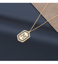DKMN Gümüş Beşgen Harfli Kolye Unisex Gümüş Kolye (Gold)