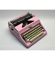 Olympia Monica Pembe Vintage Daktilo  Anneme, Avukata, Koleksiyonere, Öğretmene, Sevgiliye Özel Nostaljik Hediye