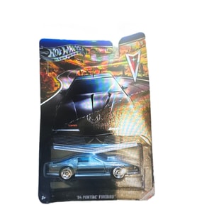 Hot Wheels '84 Pontiac Firebird Diecast Araba