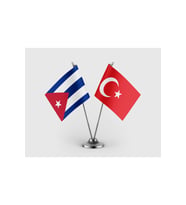Küba Bayrağı Türk Bayrağı İkili Saten Masa Bayrağı Takımı