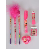 DEKOMUS İLE LİSANSLI BARBIE 7'Lİ KIRTASİYE SETİ 2 ADET KURŞUN KALEM,TÜYLÜ GEÇMELİ KALEM,ROKET SİLGİ,RUJ SİLGİ, VE KALPLİ KALEMTRAŞ SETİ