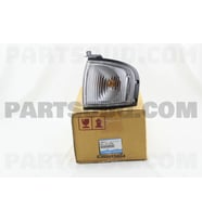 Sınyal Lambası Sol Japon B2500 (Un) Dizel 99-02 (Oem No: Uh71-51-070C)