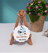 Adalet Öğretmeni Tasarımlı Kişiye Özel Hediye Adalet Öğretmeni Ahşap Anahtarlık
