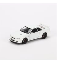 1:24 Ölçek Sesli Işıklı 4 Kapısı Kaput ve Bagajı Açılan Stantlı Model Araç Gtr Beyaz