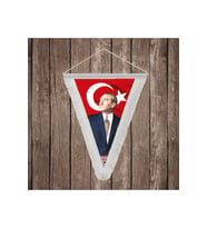 İstikbal GöklerdedirAtatürk ve Türk Bayrağı Beyaz Saçaklı Üçgen Flama Bayrak Hatıra Flama ATA36