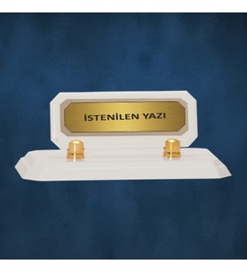 Kişiselleştirilebilir Ahşap Masa İsimliği (Beyaz)