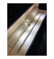 4 Tırnak 3.5 Mm Su Yolu Zirconia Model 925 Ayar Gümüş Sevgiliye Eşe Anneye Hediye Bileklik