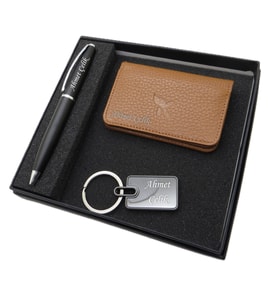 Signator D375 İsme Özel Set - Deri Kartlık + Anahtarlık  + Kalem Seti  İsme Özel Hediyelik Set (Karışık)