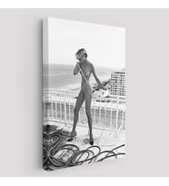 Helmut Newton Telefonla Konuşan  Kadın Celia Miami Duvar Tablosu-5260