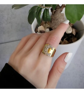C Harfi Baget Taşlı Gold Kaplama Gümüş Yüzük