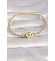 Pirinç Gold Renk İşleme Detay Charm Model Kadın Bileklik - TJ-BB5988