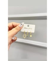 KALPLİ VE NAZAR BONCUKLU ÜÇLÜ ZİRKON KÜPE (Gold)