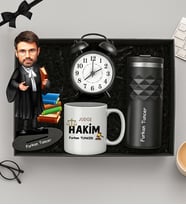Kişiye Özel Fotoğraflı Hakim Tasarımlı Biblo,Beyaz Kupa,Termos Ve Masa Saati Hediye Seti - [Kopya Taslak] (STD)