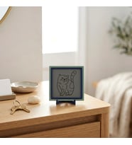 Neşeli Kedi Yazılı Modern Dekoratif Obje, Ev ve Ofise Estetik ve Neşe Veren Masaüstü Aksesuarı 10x10