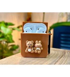 Airpods 1. Nesil Ve 2. Nesil ile Uyumlu Ayıcık Tasarımlı Kalın Silikon Kılıf - Brown