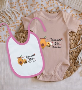 BK Kids Kişiye Özel Teyzesinin Balı Tasarımlı Pembe %100 Pamuklu Kısa Kol Bebek Body Zıbın ve Mama Önlüğü Hediye Seti