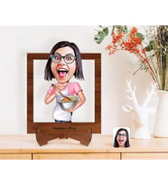 BK Gift Kişiye Özel Anneler Günü Temalı Ev Hanımı Anne Karikatürlü Ahşap Standlı 3D Biblo-3 (Beyaz)