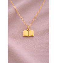 Kişiye Özel 925 Ayar Gümüş Minimal Defter Figürlü Kolye (Gold)