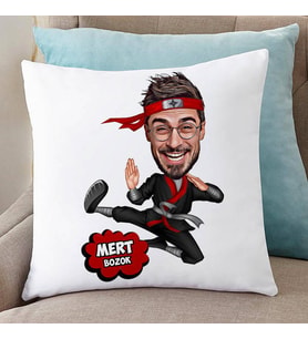 Kişiye Özel Karateci Karikatürlü Yastık