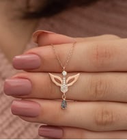925 Ayar Mistik Topaz Taşlı Melek Kolye Kadın Gümüş Kolye