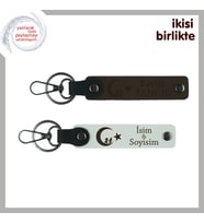 Yılbaşı İçin Vatan Temalı Hediye – Çocuk Ve Ayyıldız İsimli Anahtarlık Seti, Koyu Kahve-Beyaz (Çok Renkli)