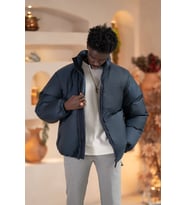 Oversize (Bol Kesim) Dik Yaka Fermuar Kapamalı Şişme Mont