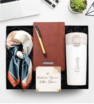 Kişiye Özel Defter & Gold-Siyah Renk Tükenmez Kalem & 350 ML Kilitli Beyaz Çelik Termos & Fular Hediye Seti