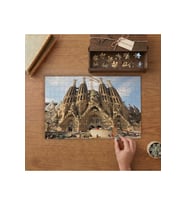Sagrada Família - Barselona Tasarımı 240 parça Ahşap Puzzle Ahşap Kutuda MP10484