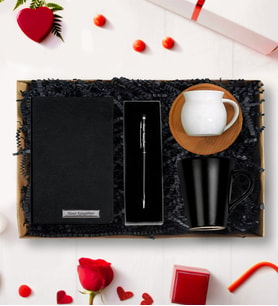 Kişiye Özel Siyah Defter & Siyah Kupa & Touch Pad Siyah Tükenmez Kalem & Fincan Hediye Seti