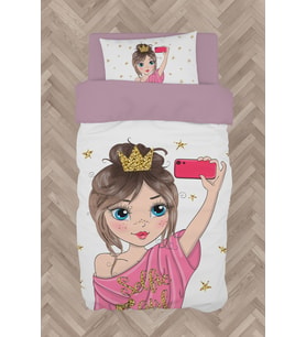 MEKTA HOME BEBEK VE ÇOCUK ODASI Selfie Yapan Prenses Kız Desenli Nevresim Takımı